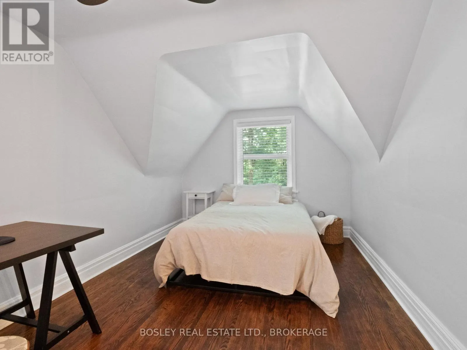 36 WOODRUFF AVENUE