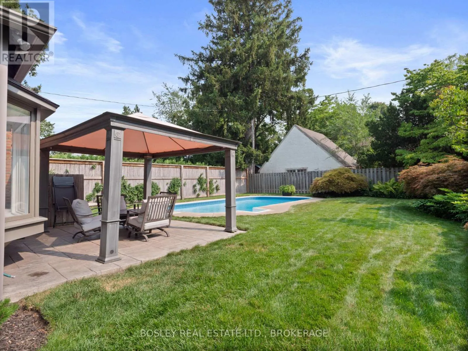 36 WOODRUFF AVENUE