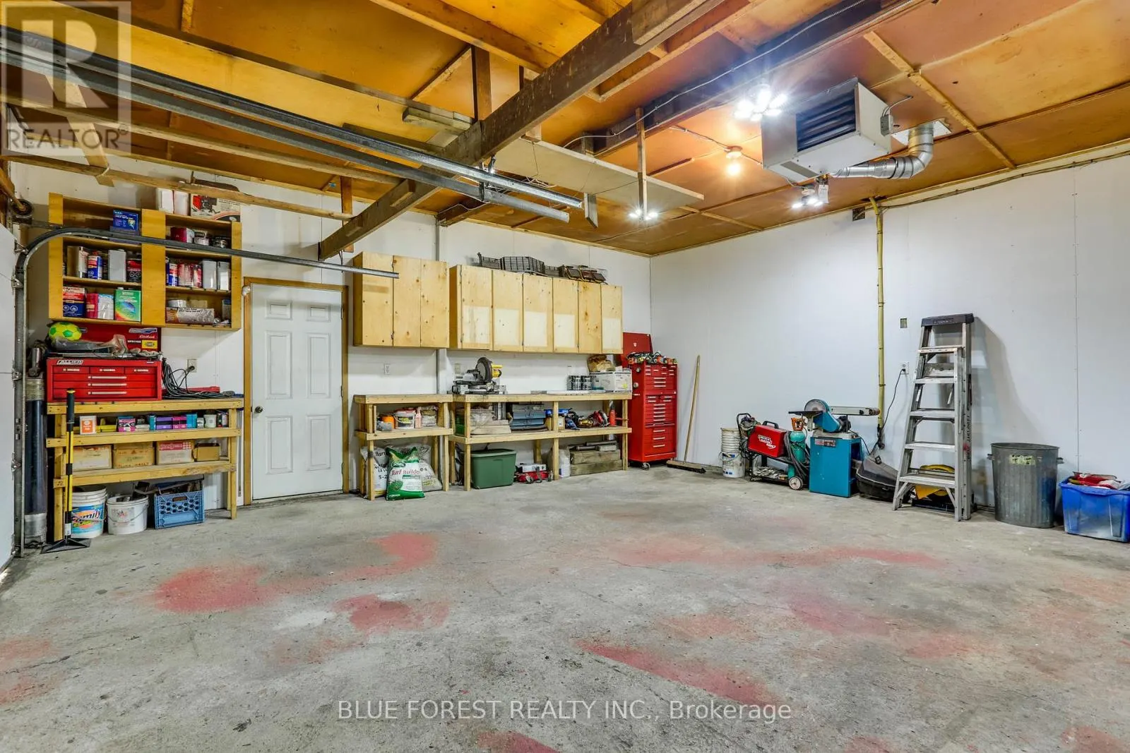 186 CRAMPTON DRIVE