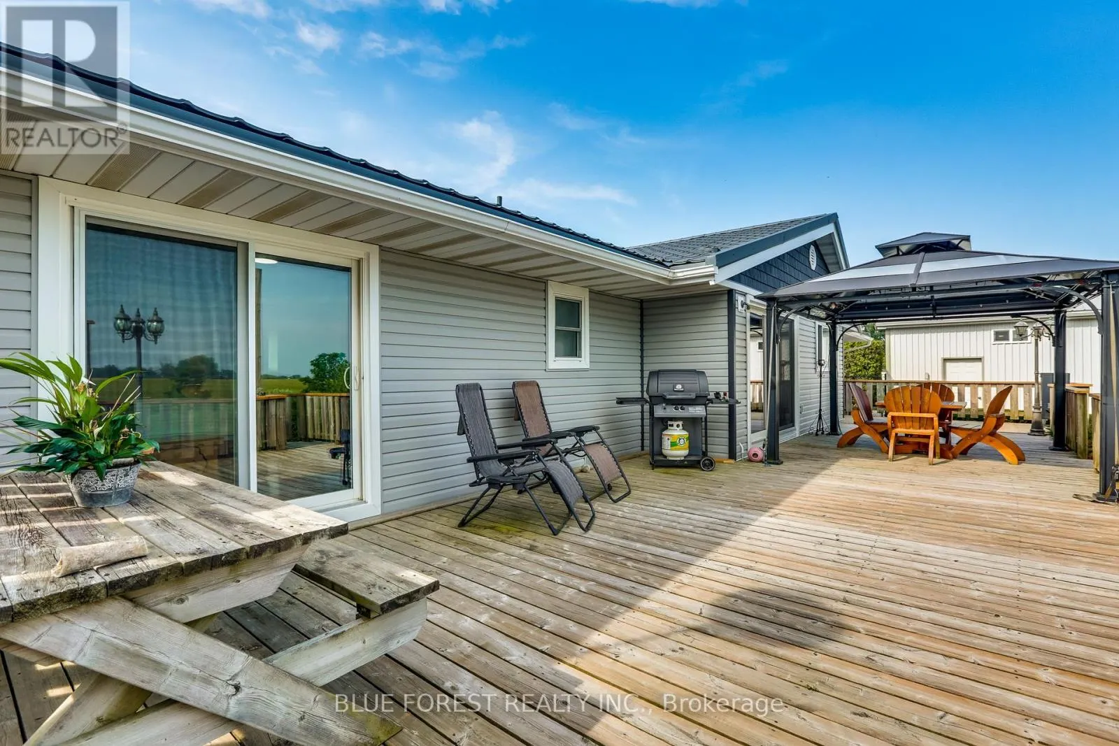 186 CRAMPTON DRIVE