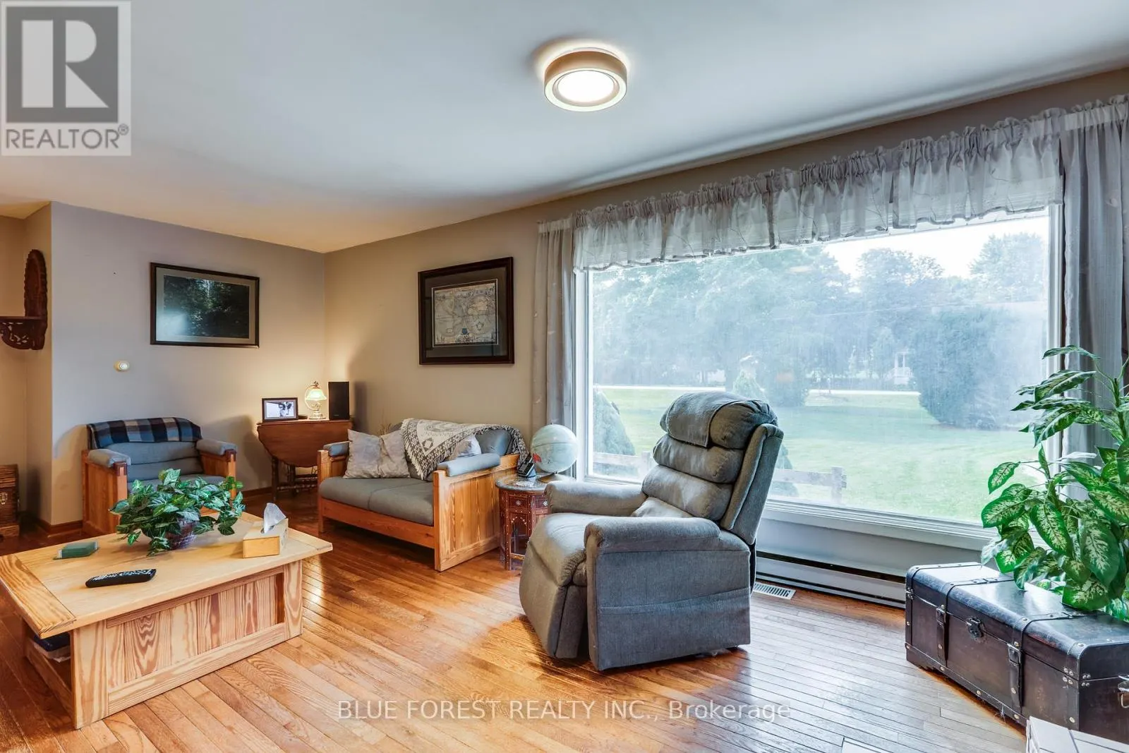 186 CRAMPTON DRIVE