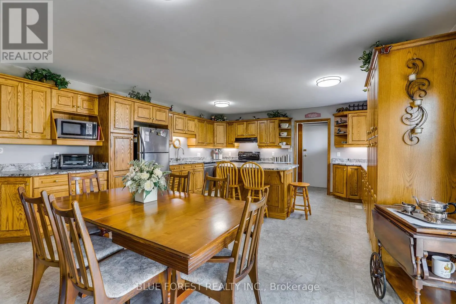 186 CRAMPTON DRIVE