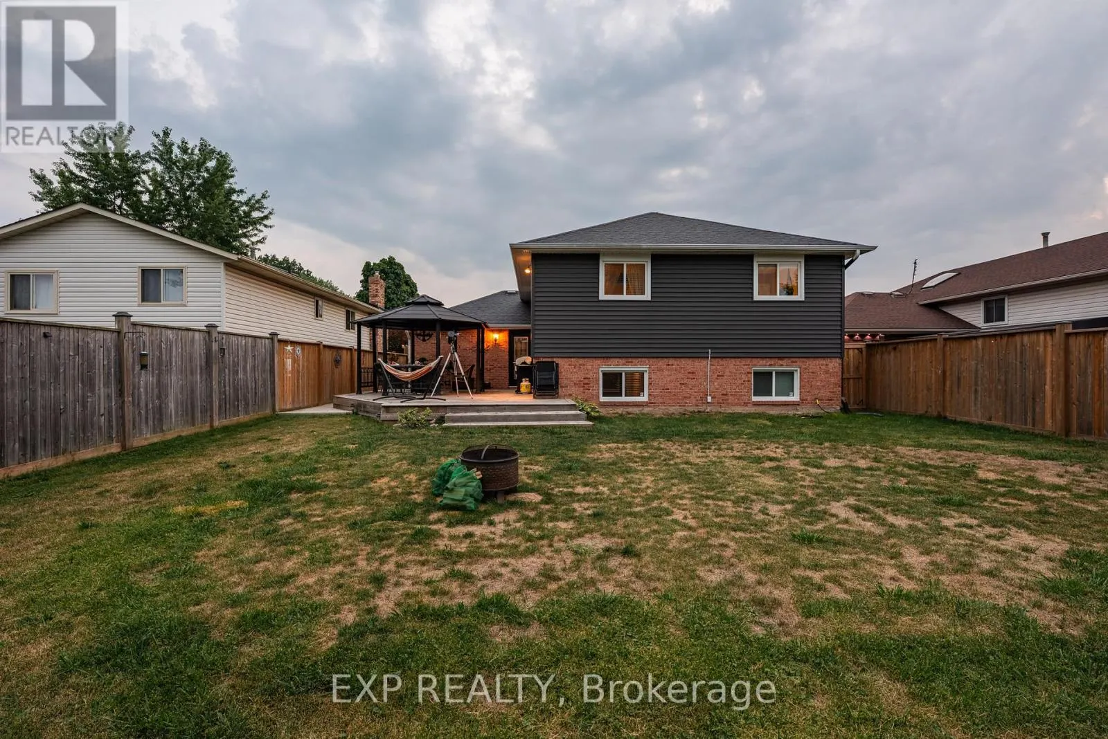 213 NORTHWOOD DRIVE