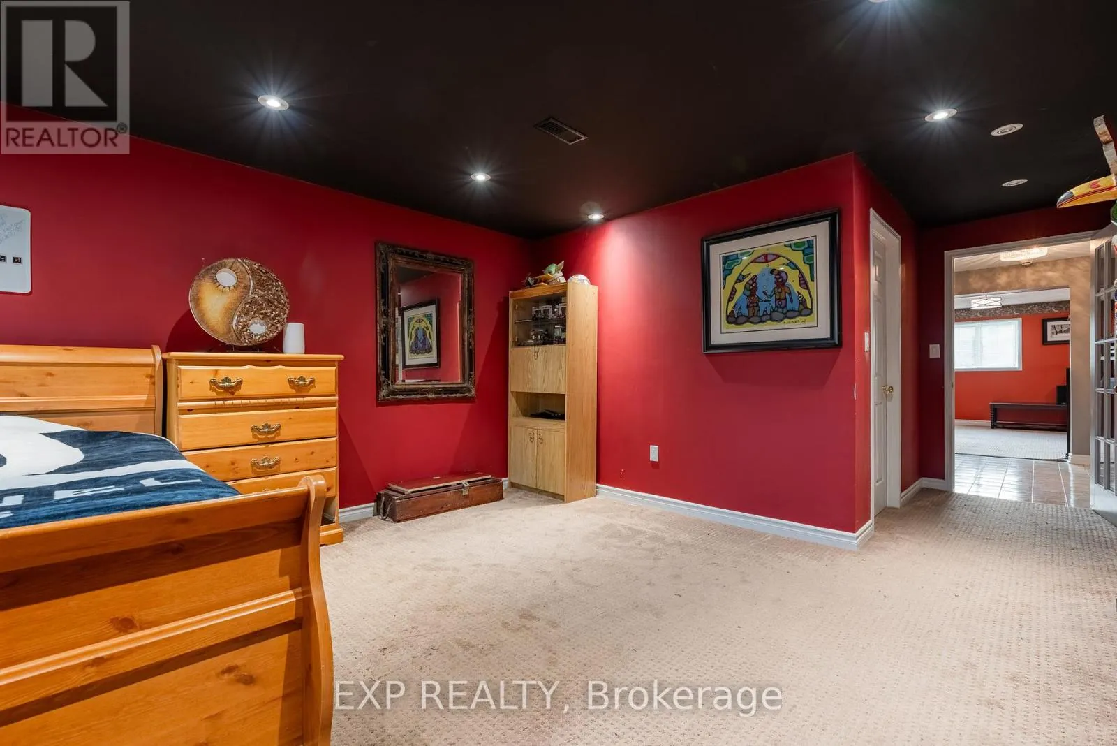 213 NORTHWOOD DRIVE
