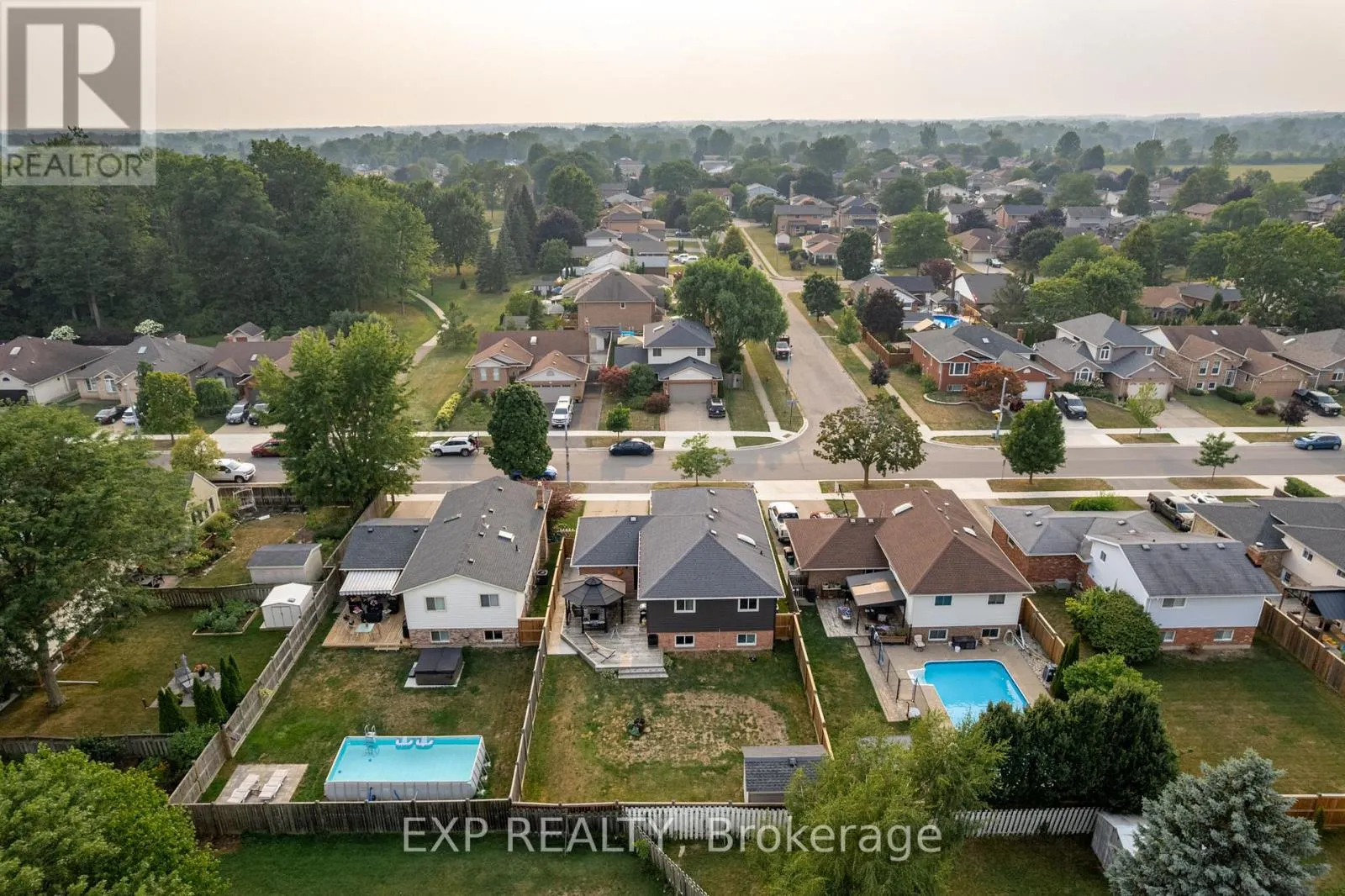 213 NORTHWOOD DRIVE
