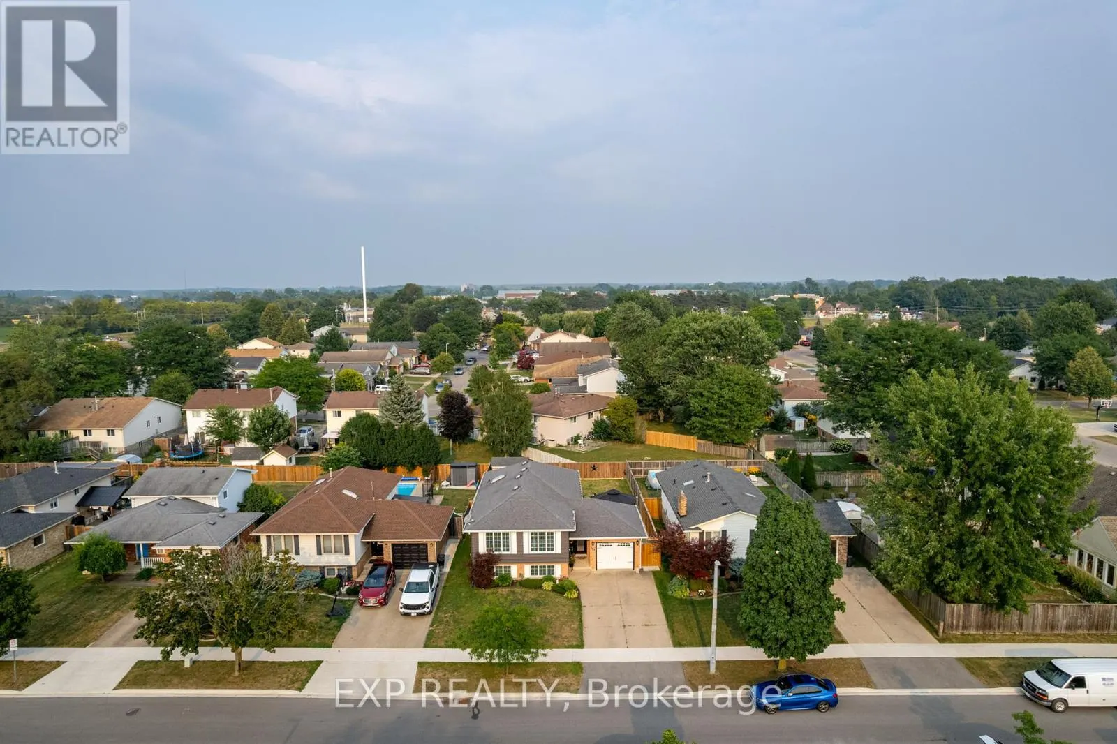 213 NORTHWOOD DRIVE