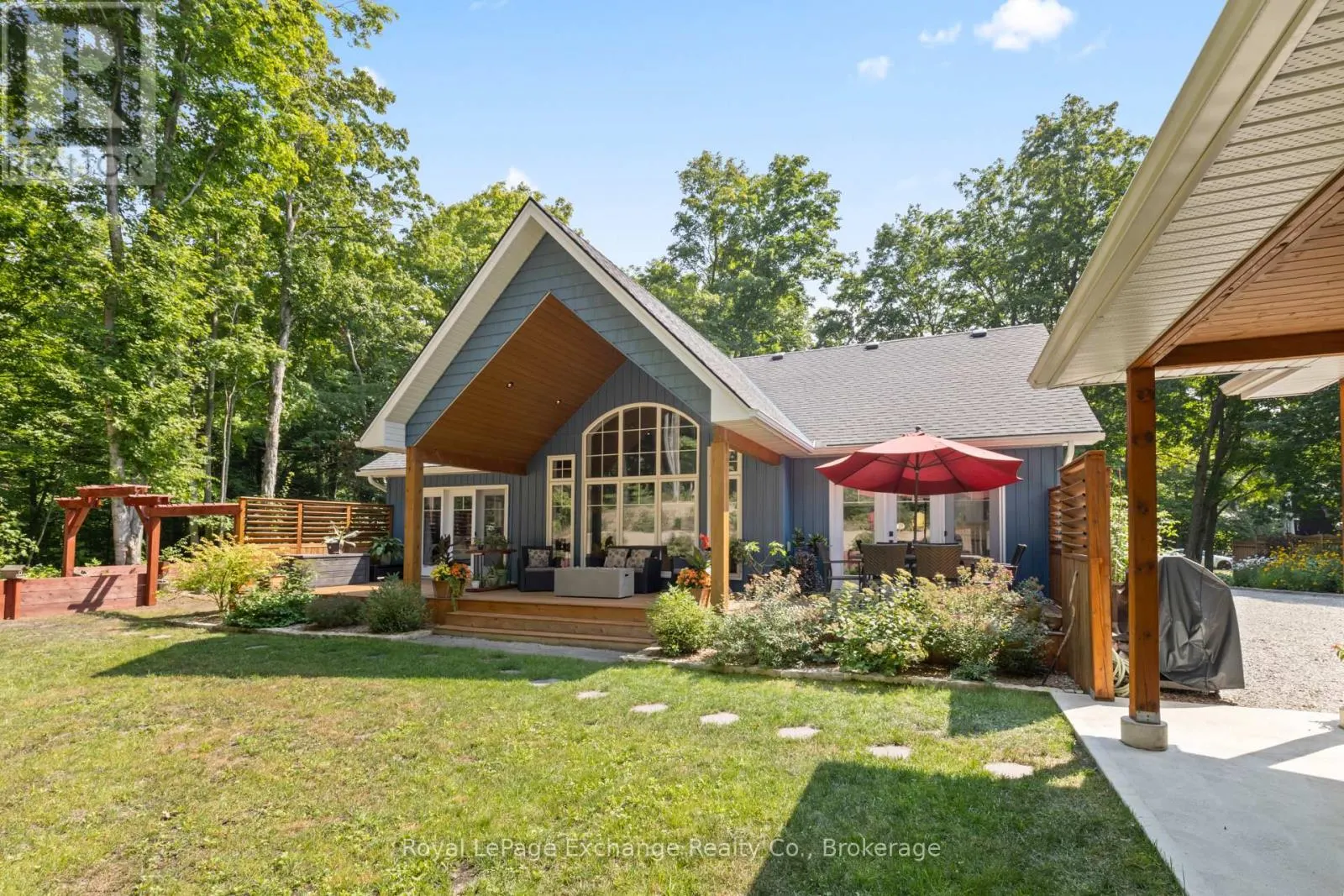 73 BUNNYVIEW DRIVE
