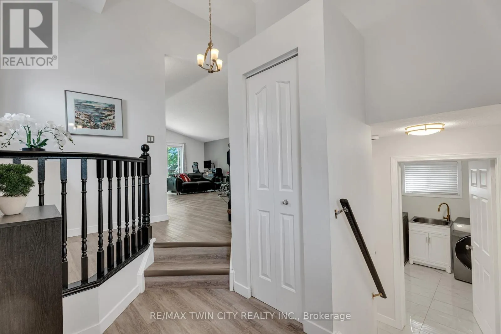 4 ORCHID CRESCENT