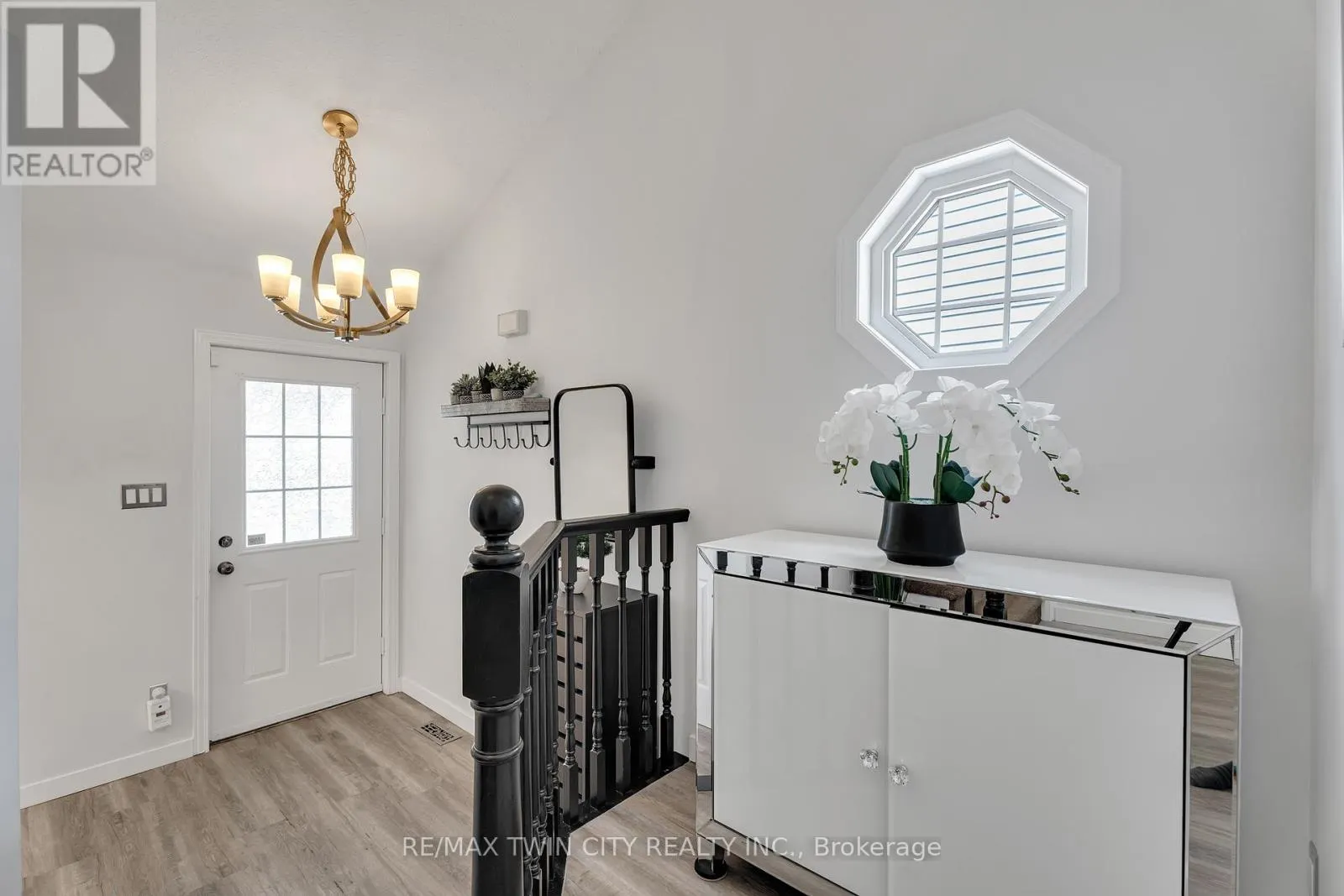 4 ORCHID CRESCENT