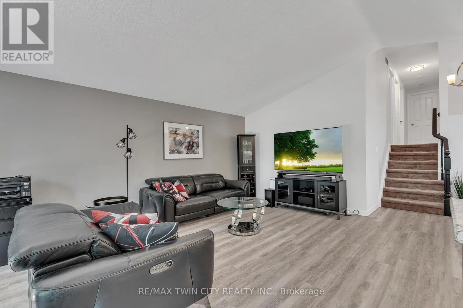 4 ORCHID CRESCENT