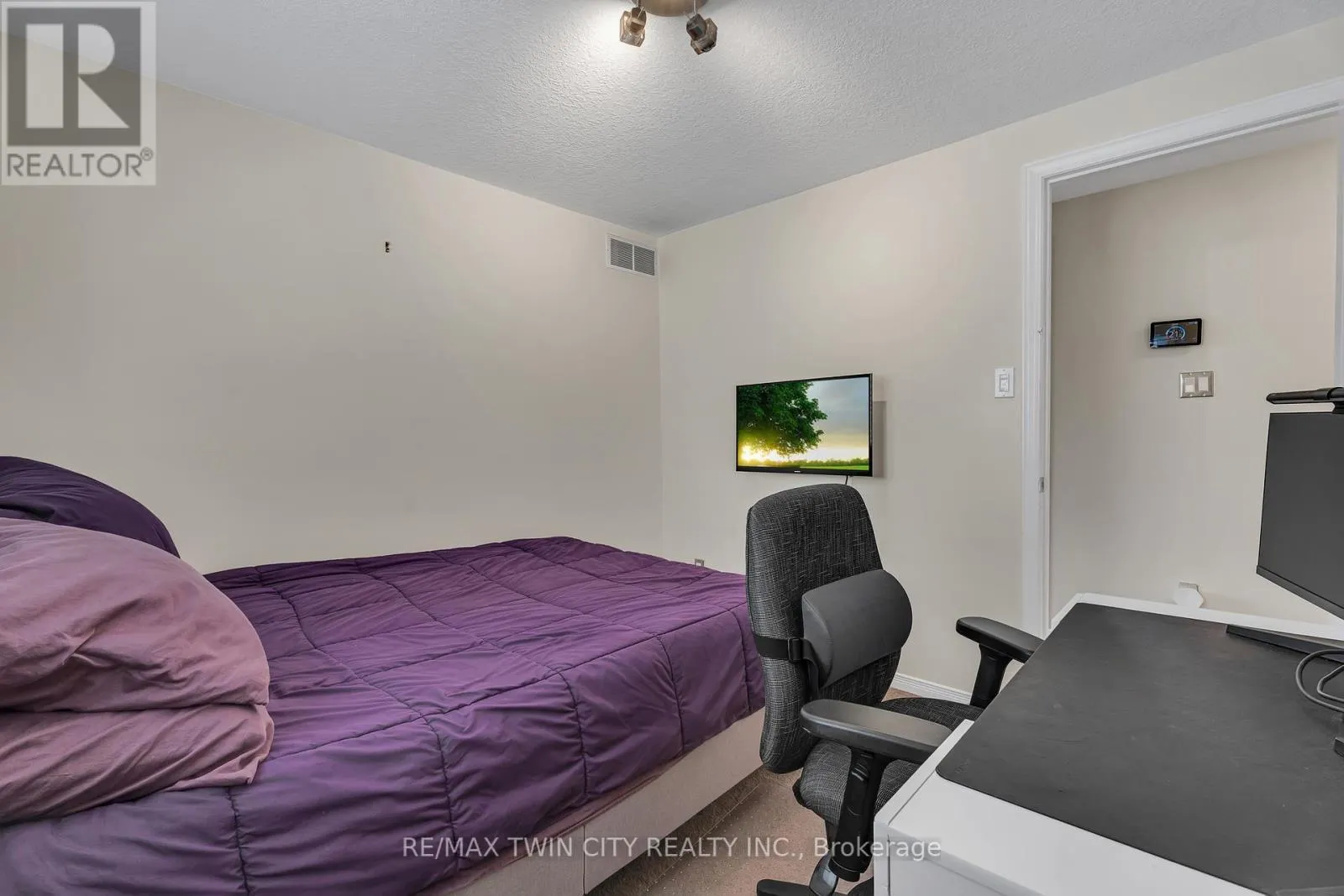4 ORCHID CRESCENT