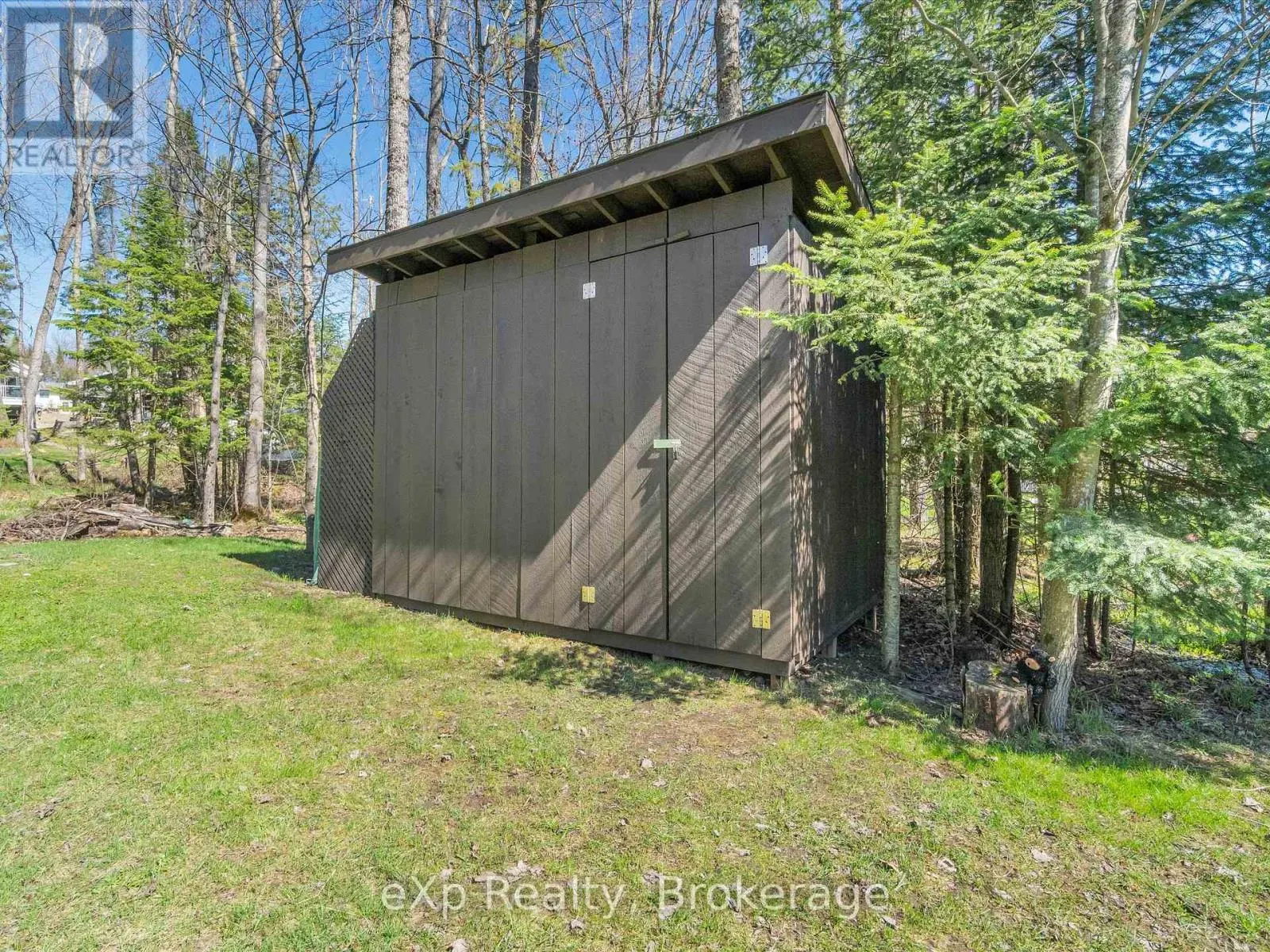 104 MEADOW HEIGHTS DRIVE
