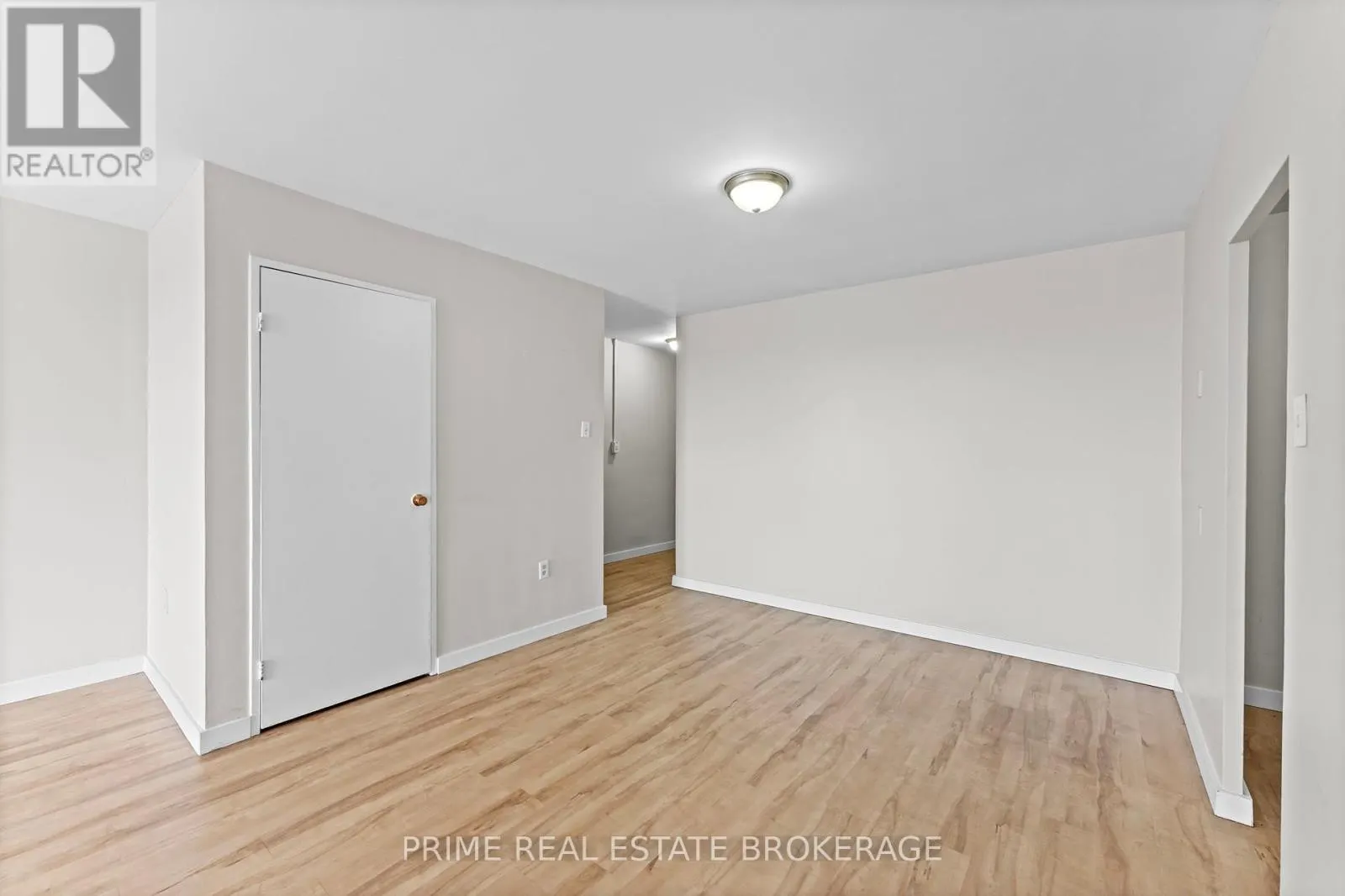 907 - 563 MORNINGTON AVENUE, #907