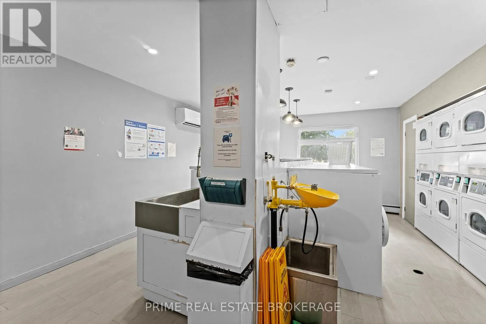 907 - 563 MORNINGTON AVENUE, #907