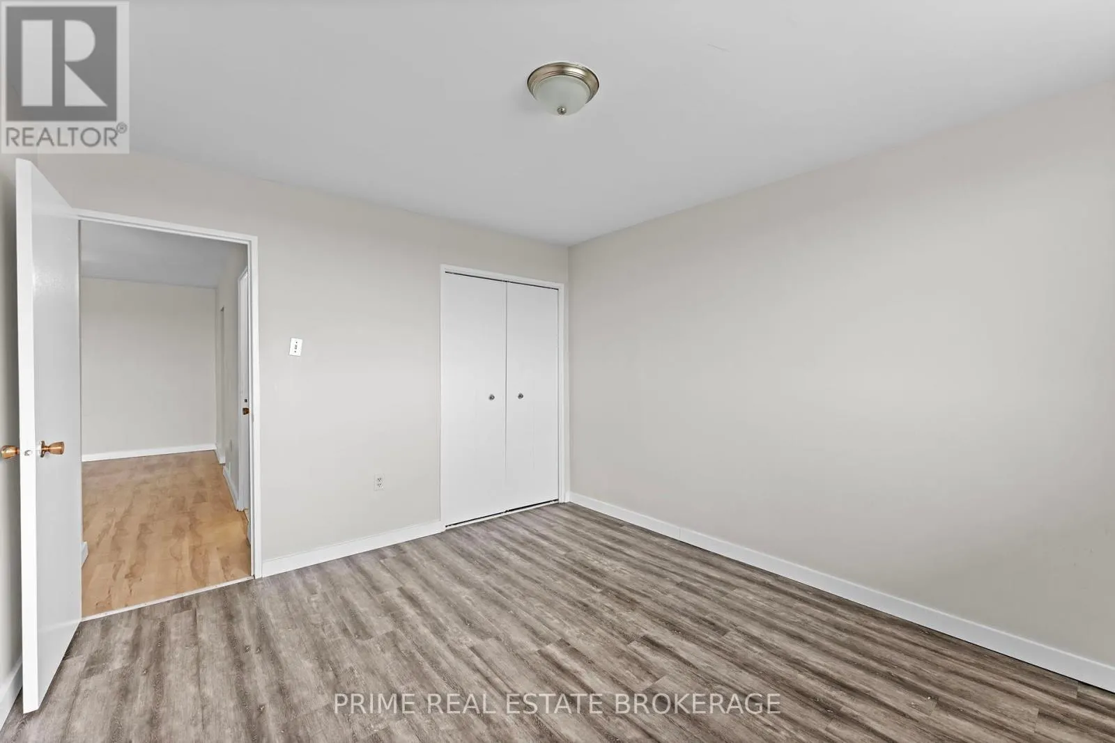 907 - 563 MORNINGTON AVENUE, #907