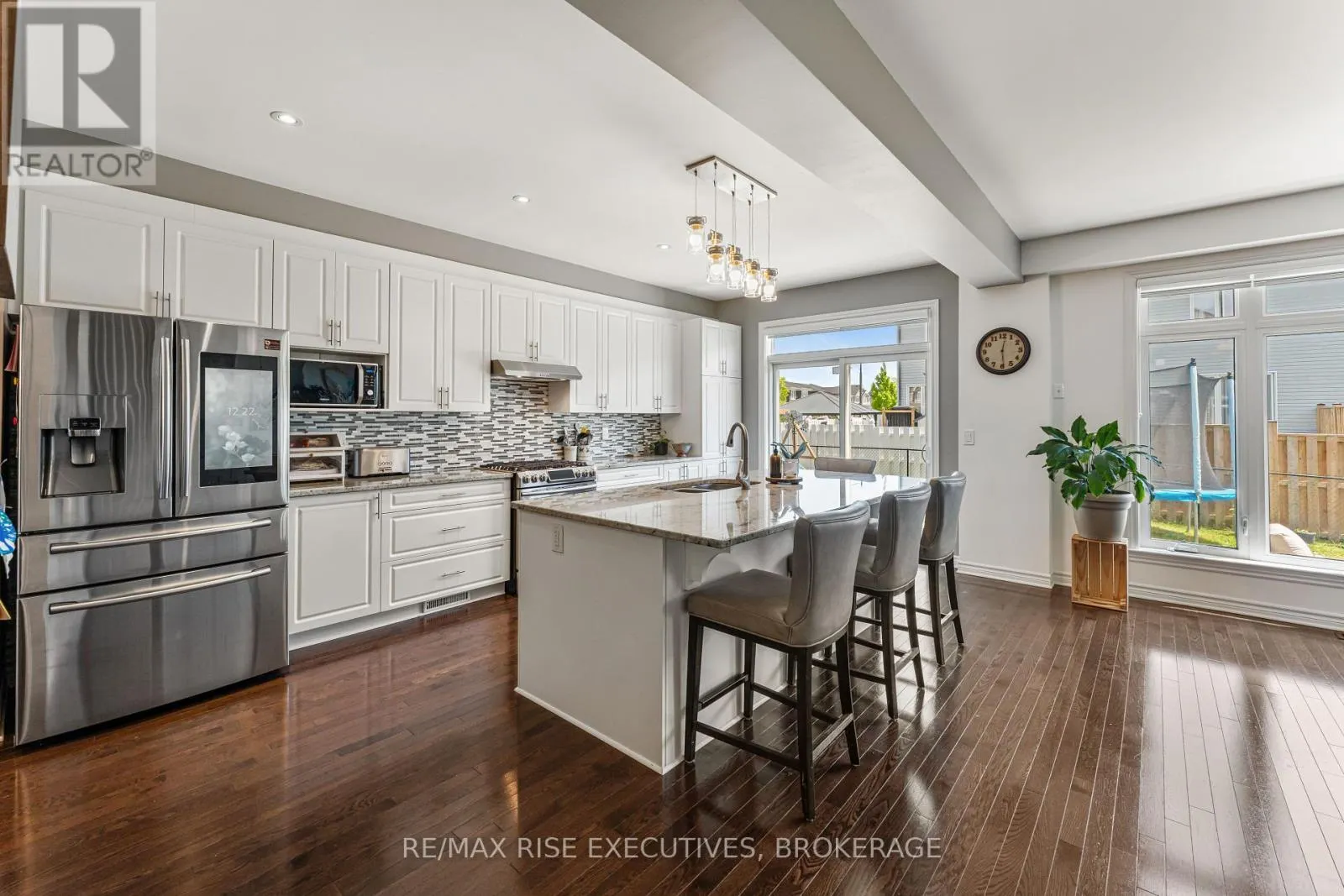 1118 WOODHAVEN DRIVE