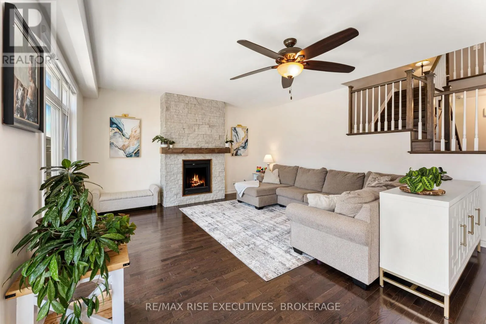 1118 WOODHAVEN DRIVE