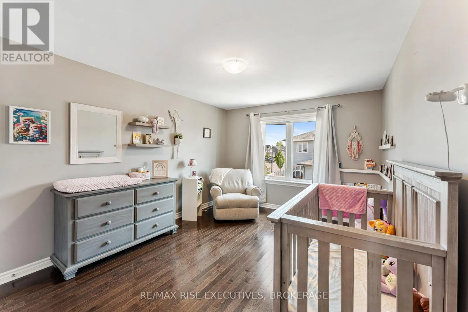 1118 WOODHAVEN DRIVE
