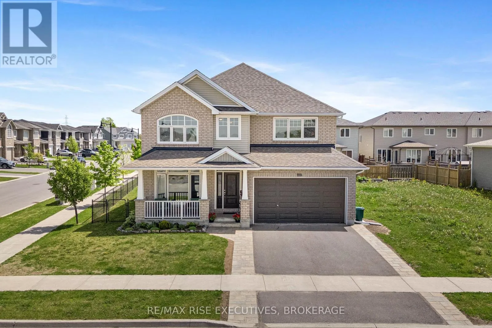 1118 WOODHAVEN DRIVE