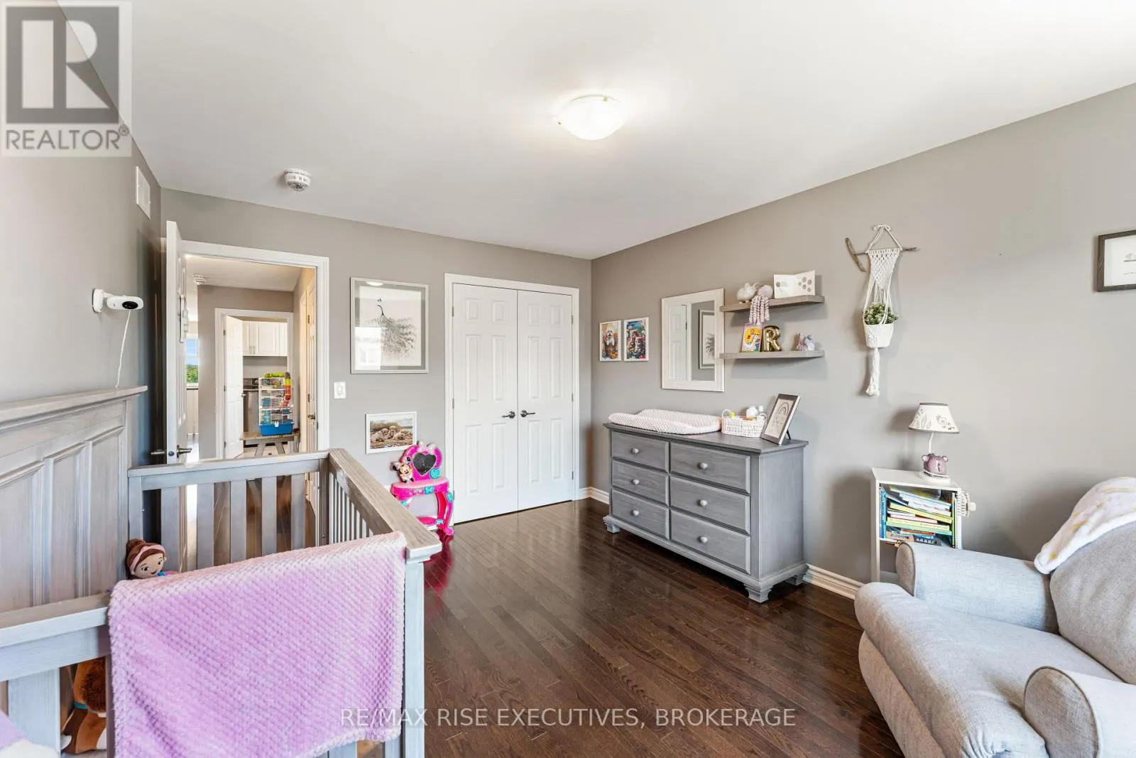 1118 WOODHAVEN DRIVE