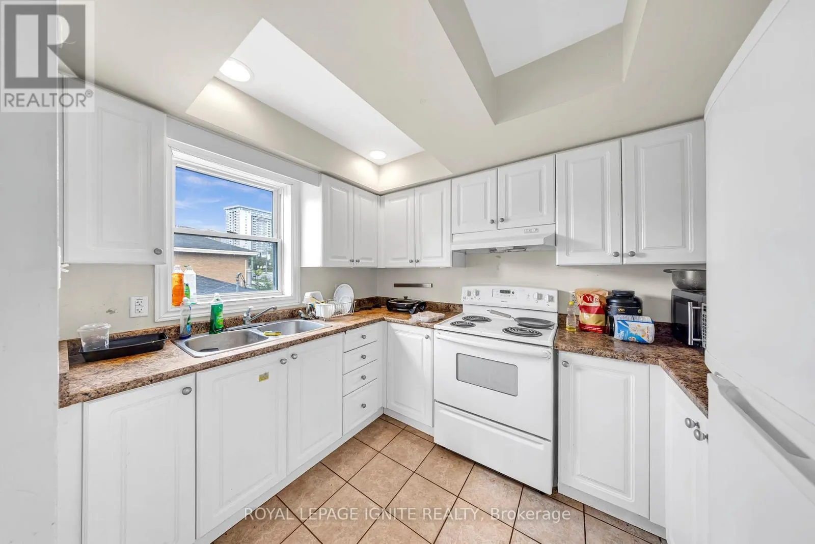 327 SPRUCE STREET