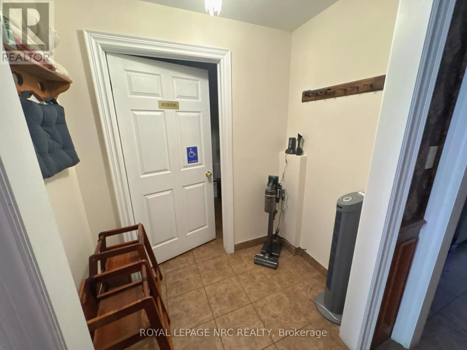 5689 MAIN STREET