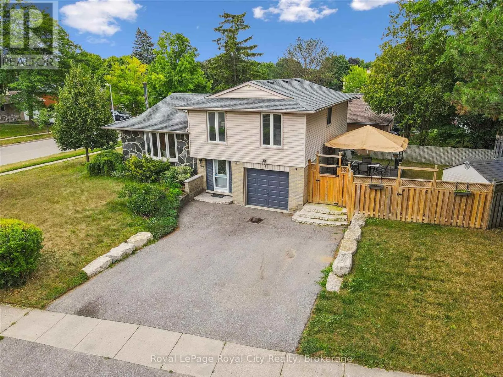 47 ARGYLE DRIVE