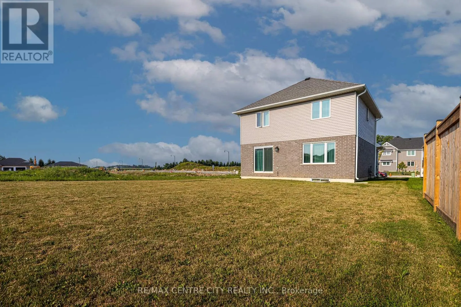 93 BENJAMIN PARKWAY