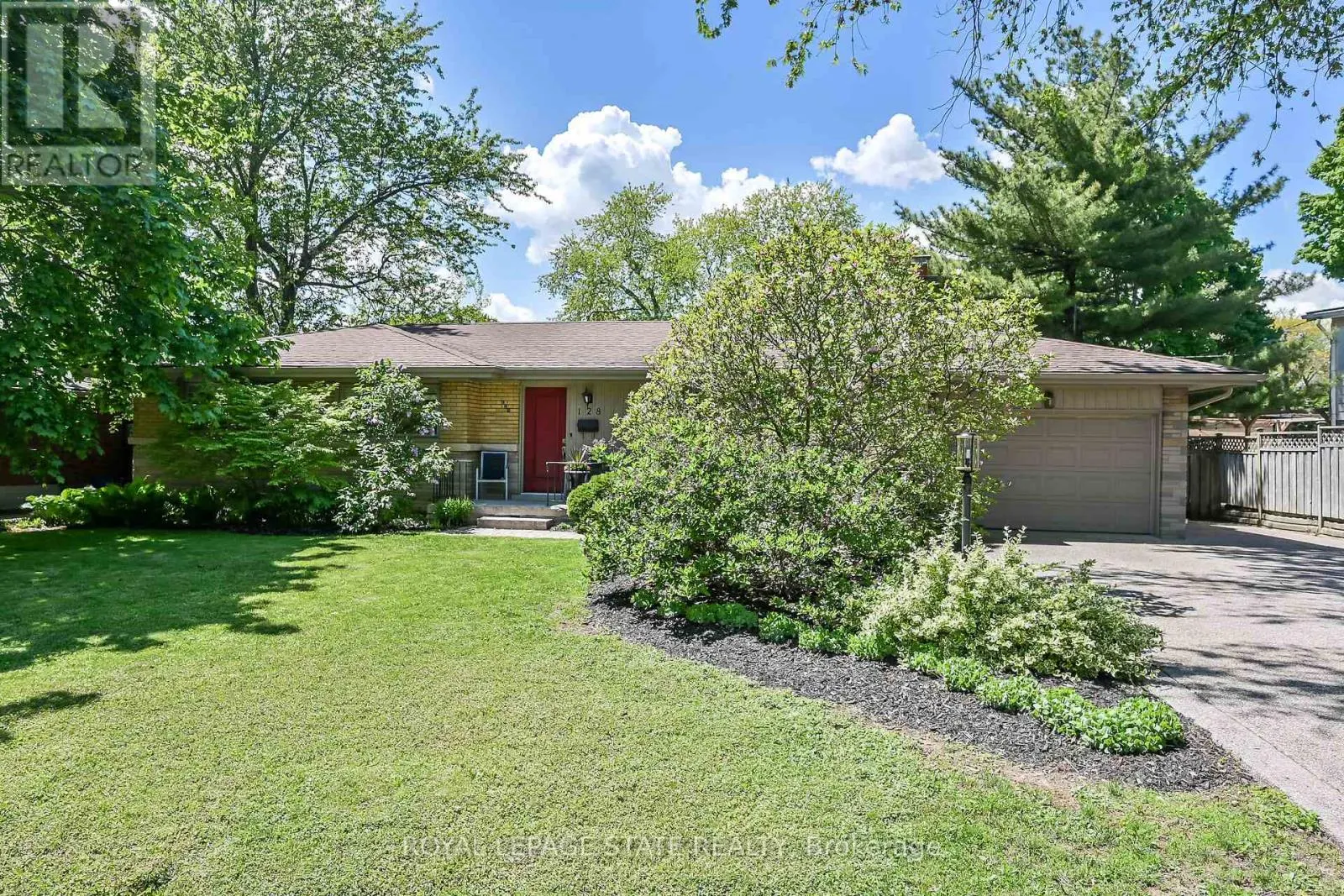 128 ONEIDA BOULEVARD