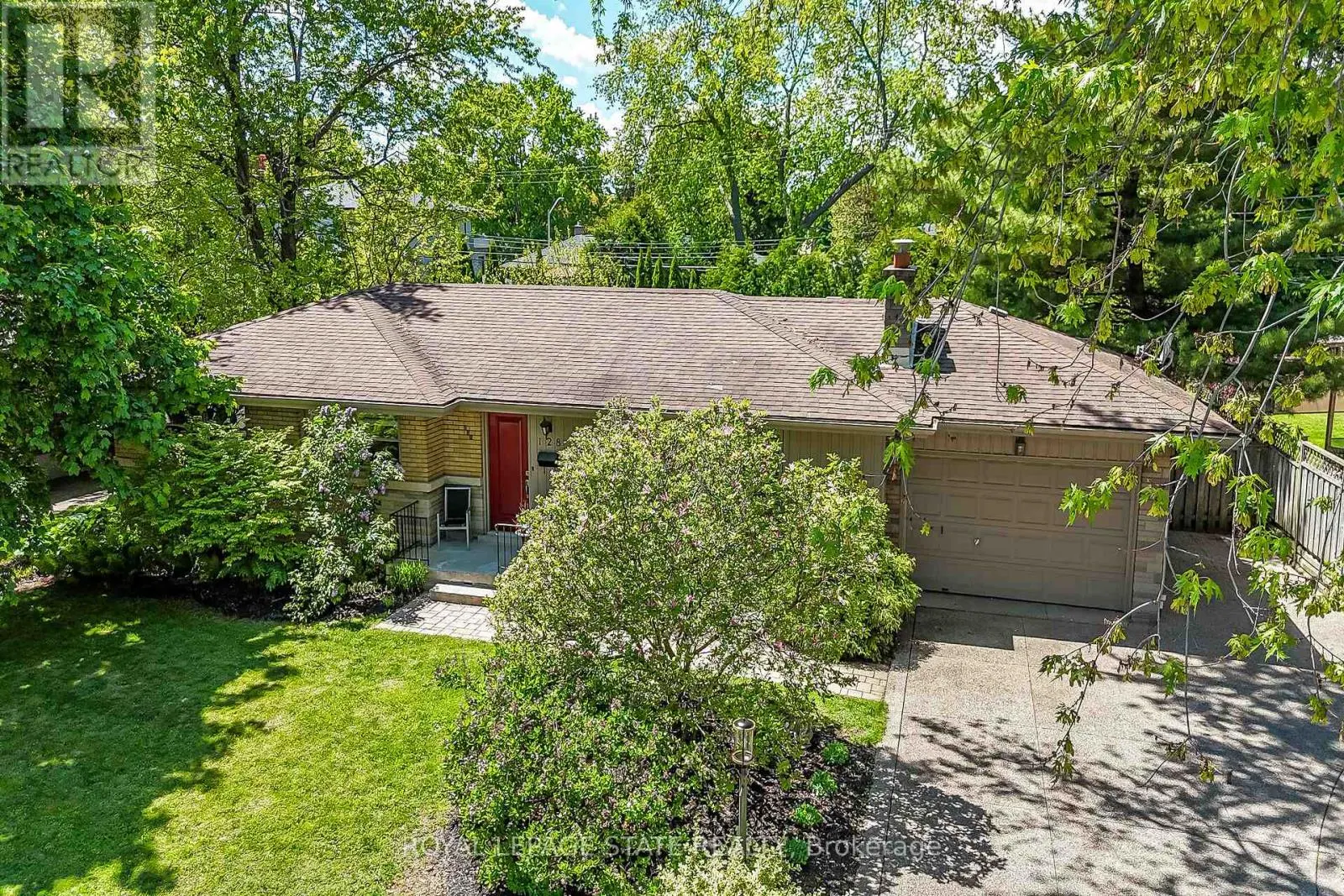 128 ONEIDA BOULEVARD
