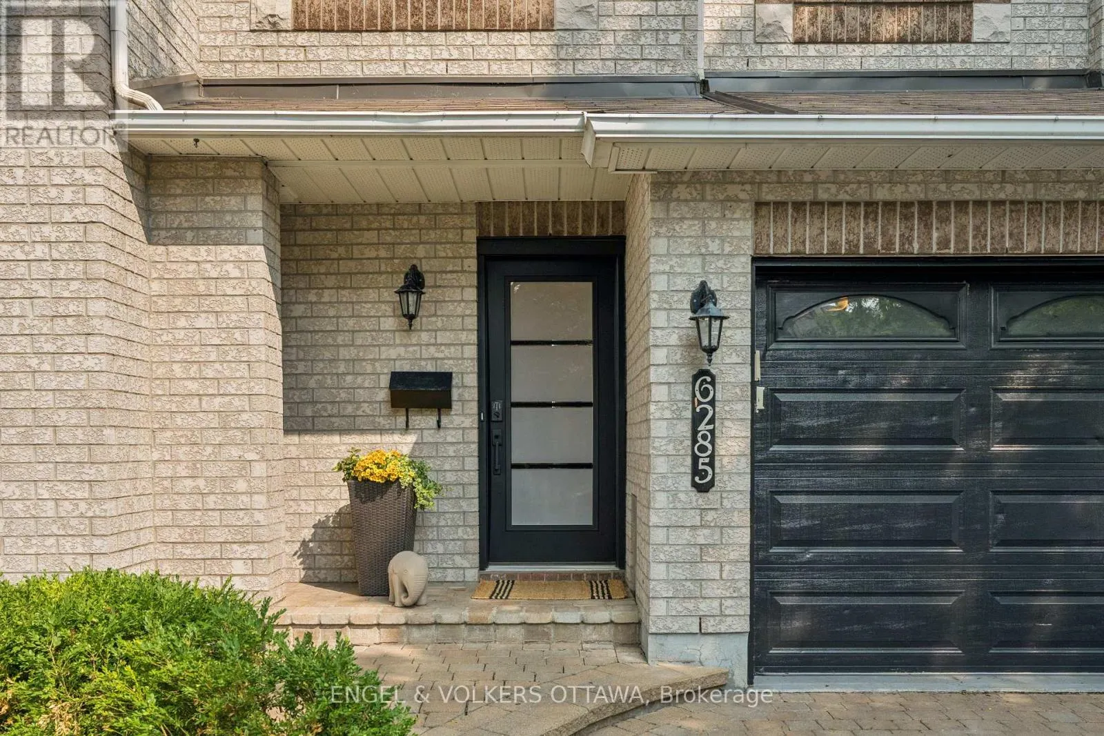 6285 SABLEWOOD PLACE