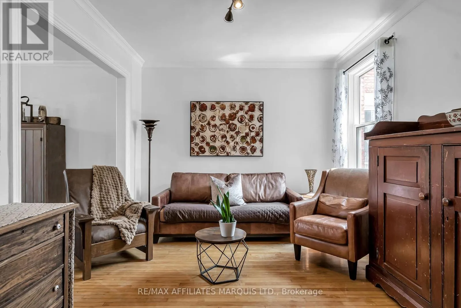 120 FIRST STREET W