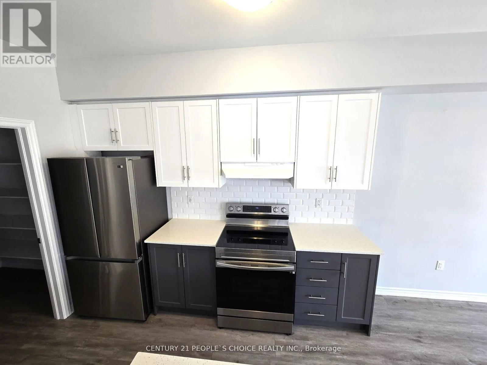 47 - 314 EQUESTRIAN WAY