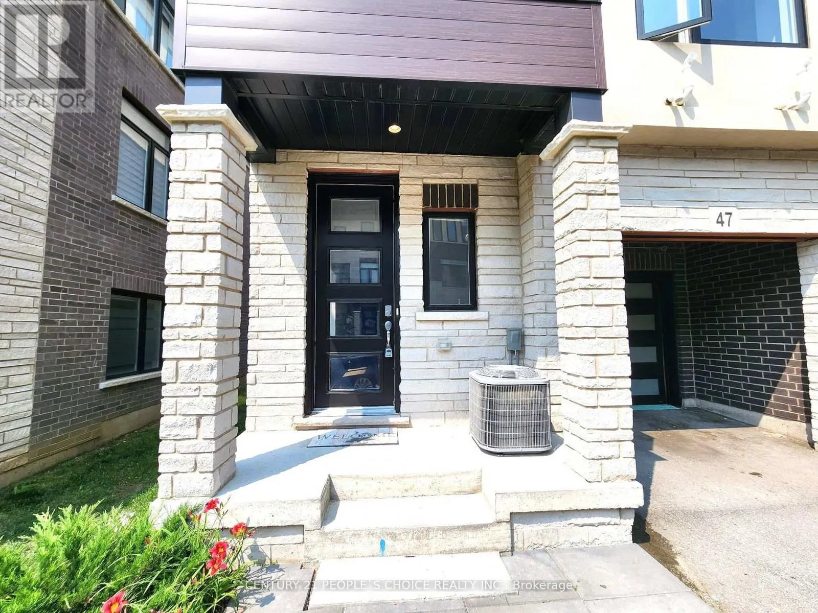 47 - 314 EQUESTRIAN WAY