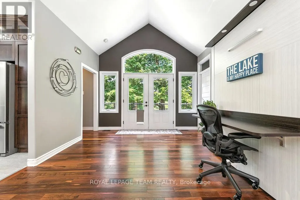 104 PENNY LANE