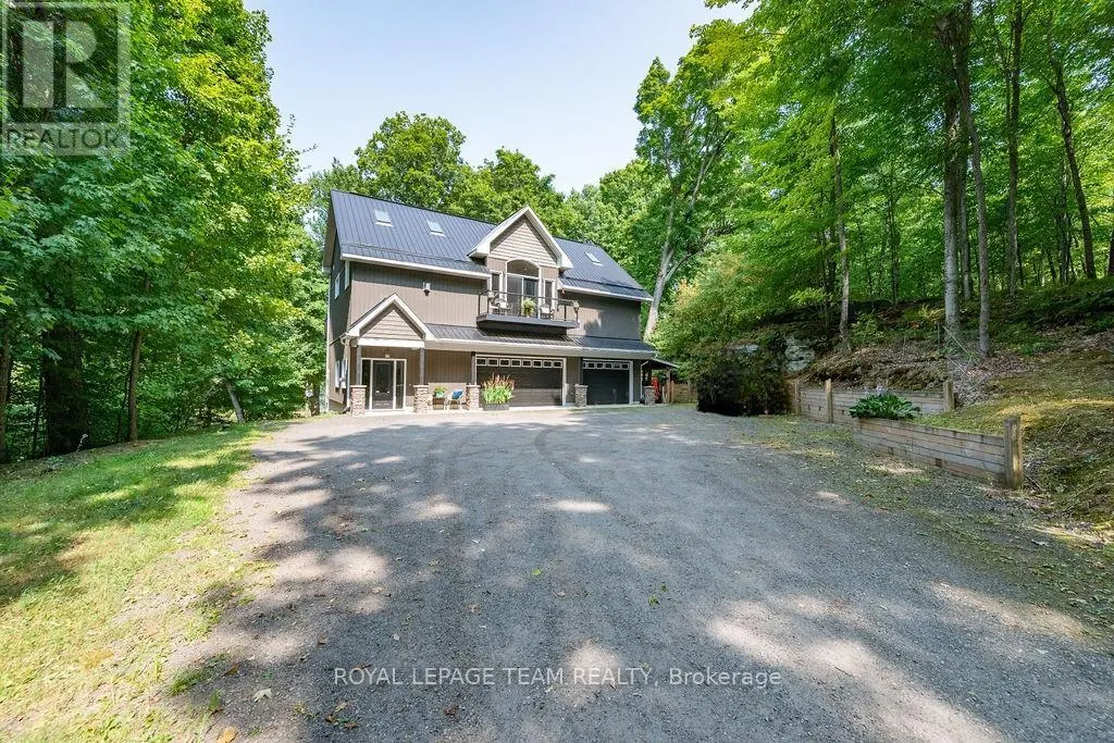 104 PENNY LANE