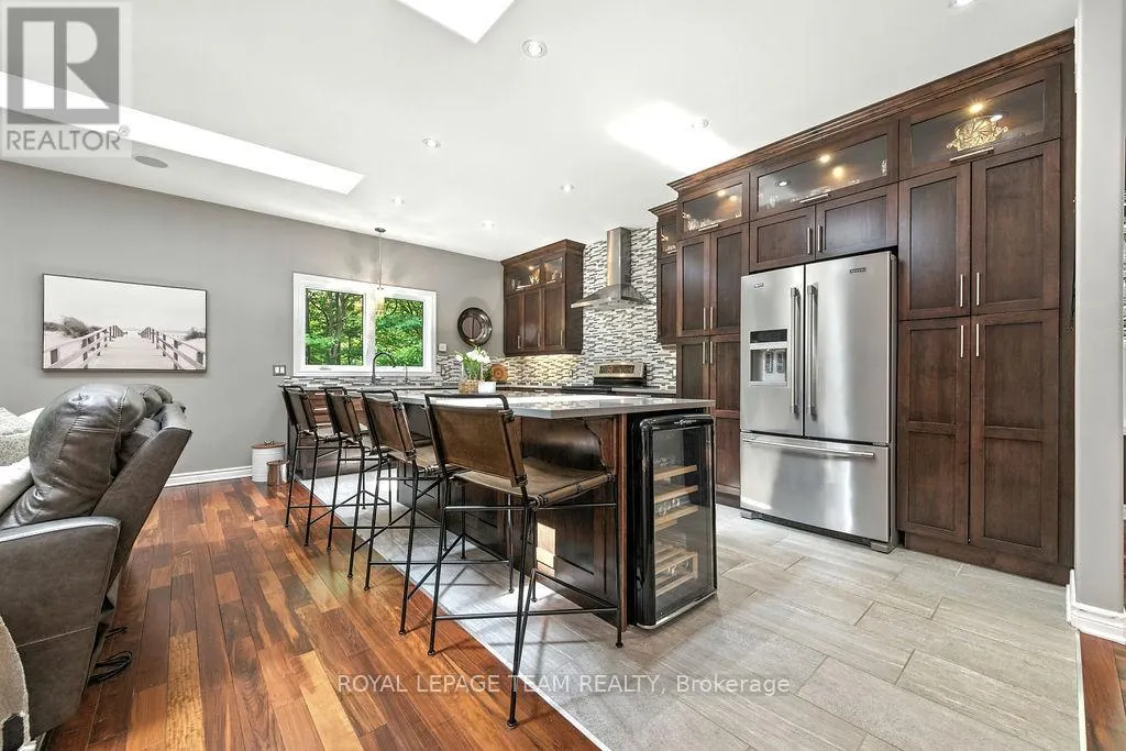 104 PENNY LANE