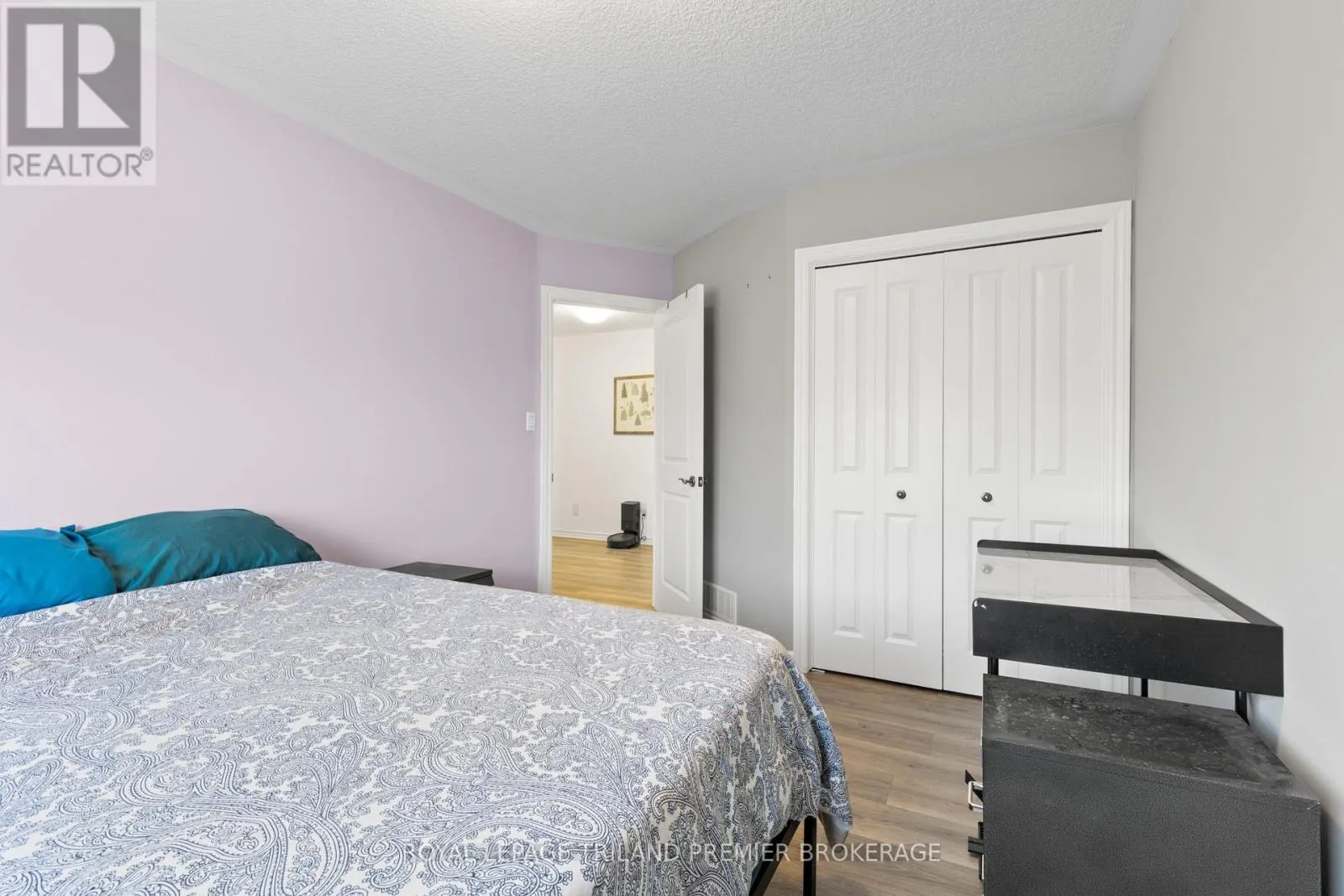 13 KANTOR COURT