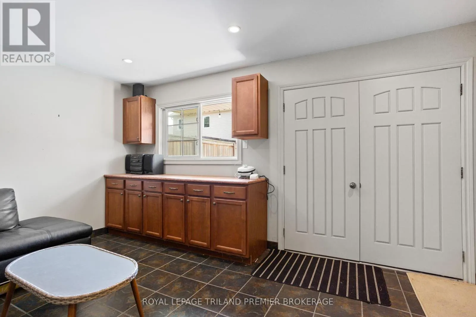 13 KANTOR COURT