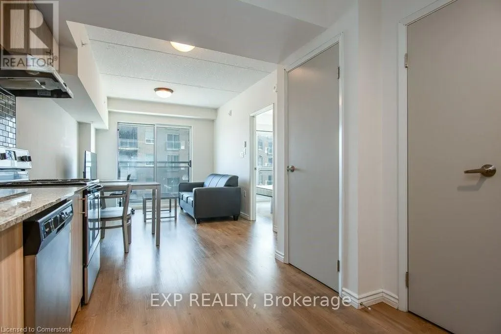 G202 - 275 LARCH STREET