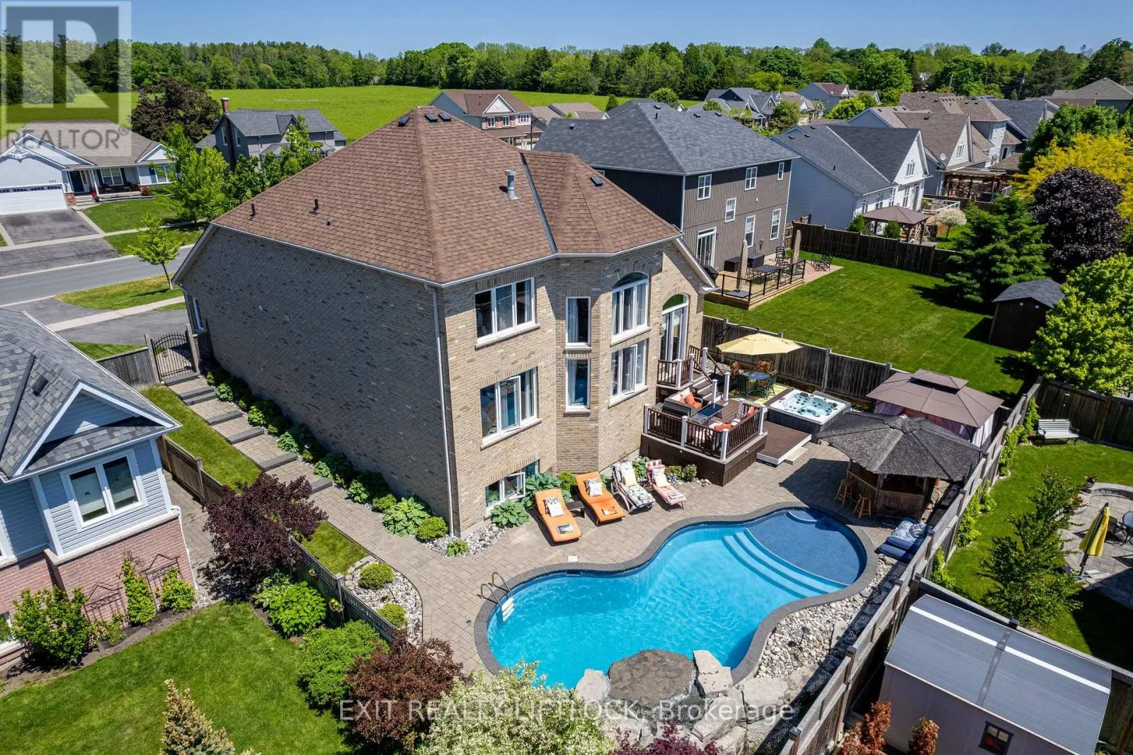 399 LAKESHORE ROAD