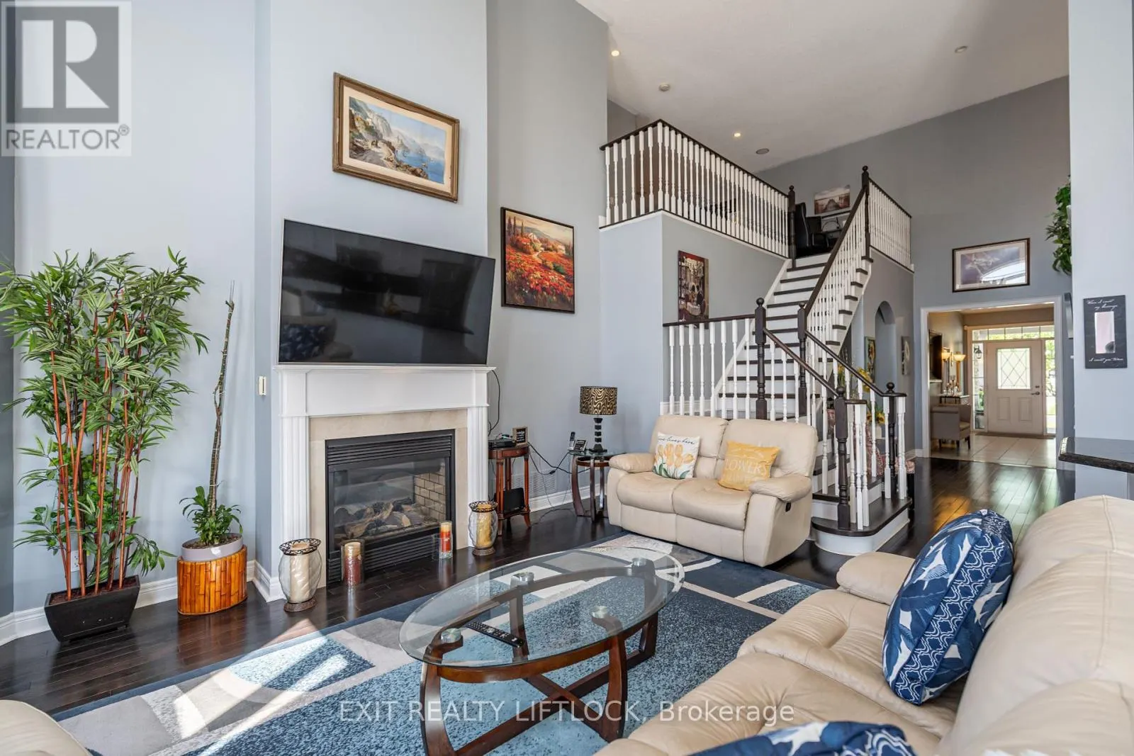 399 LAKESHORE ROAD