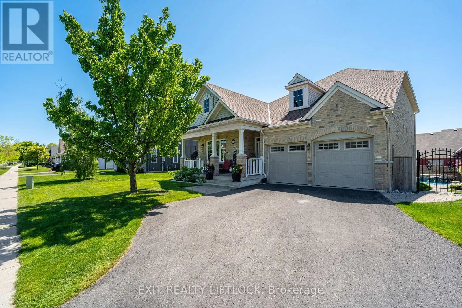 399 LAKESHORE ROAD