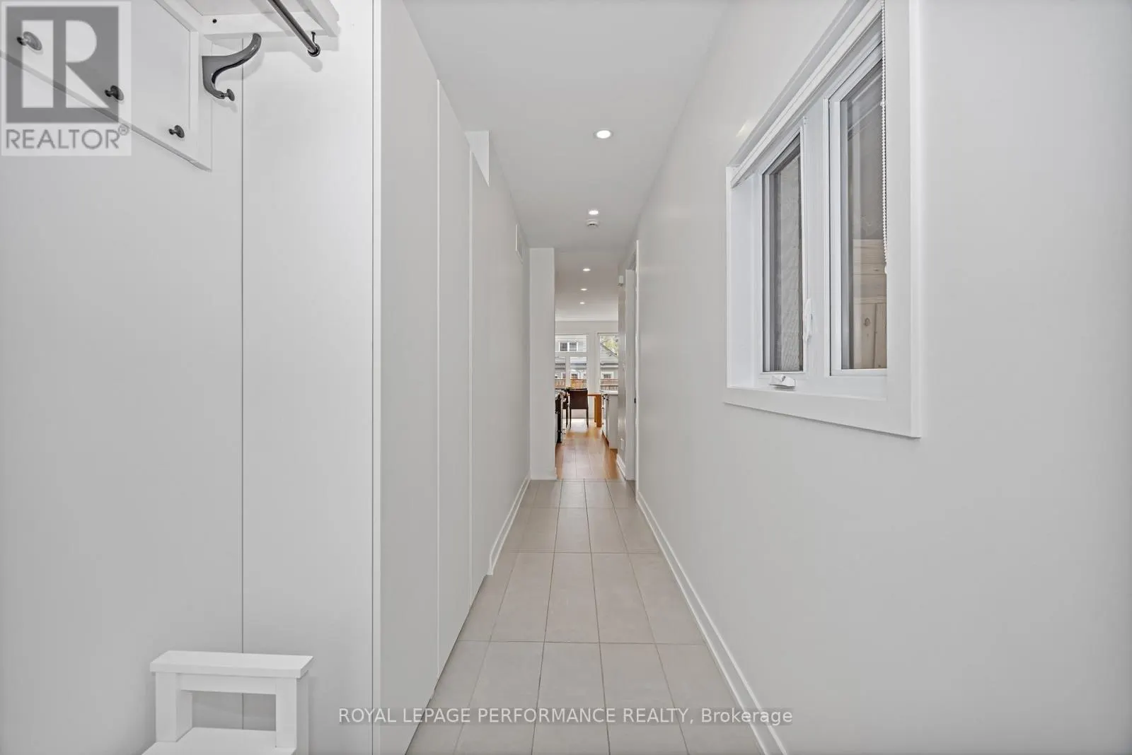 80 DAGMAR AVENUE
