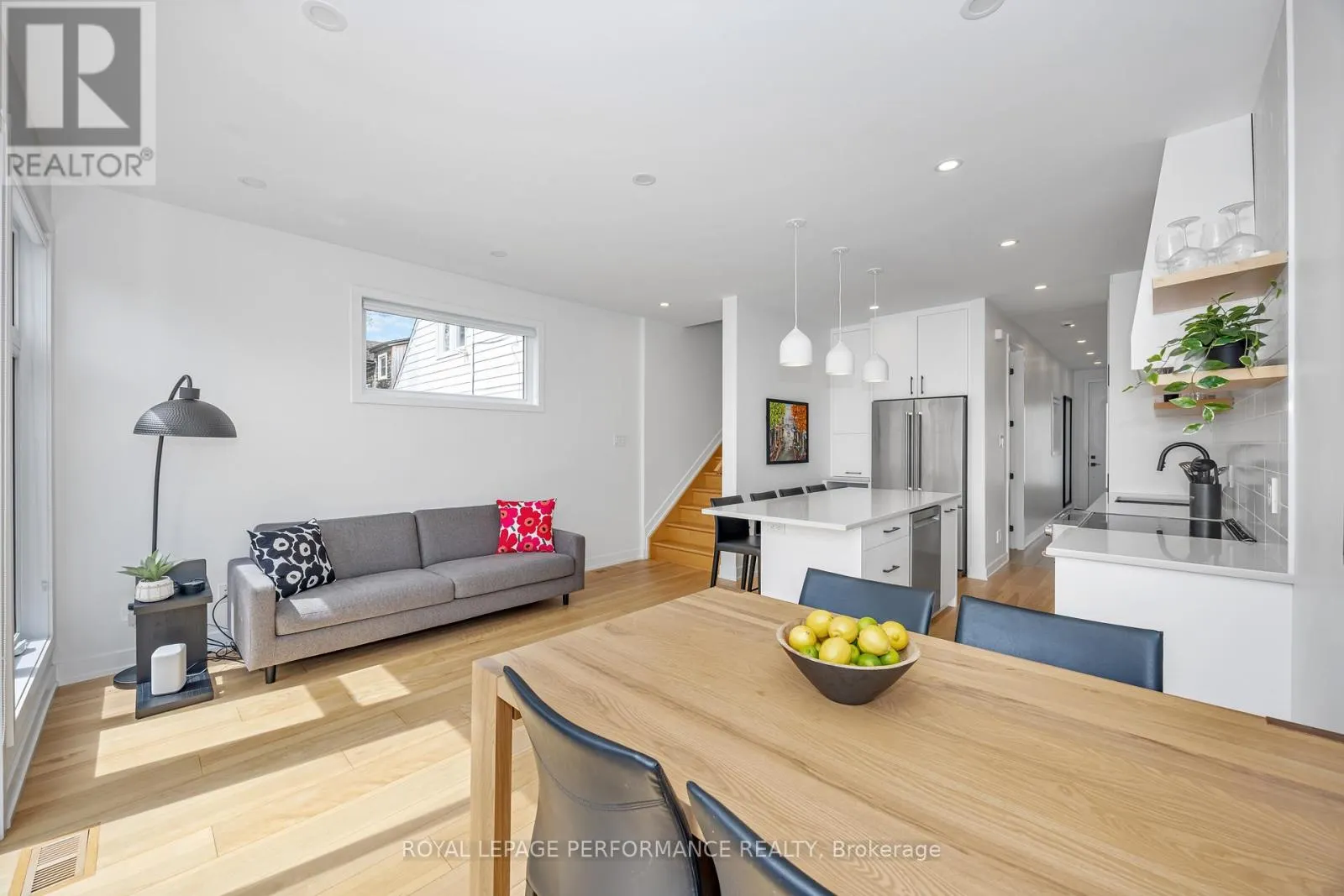 80 DAGMAR AVENUE