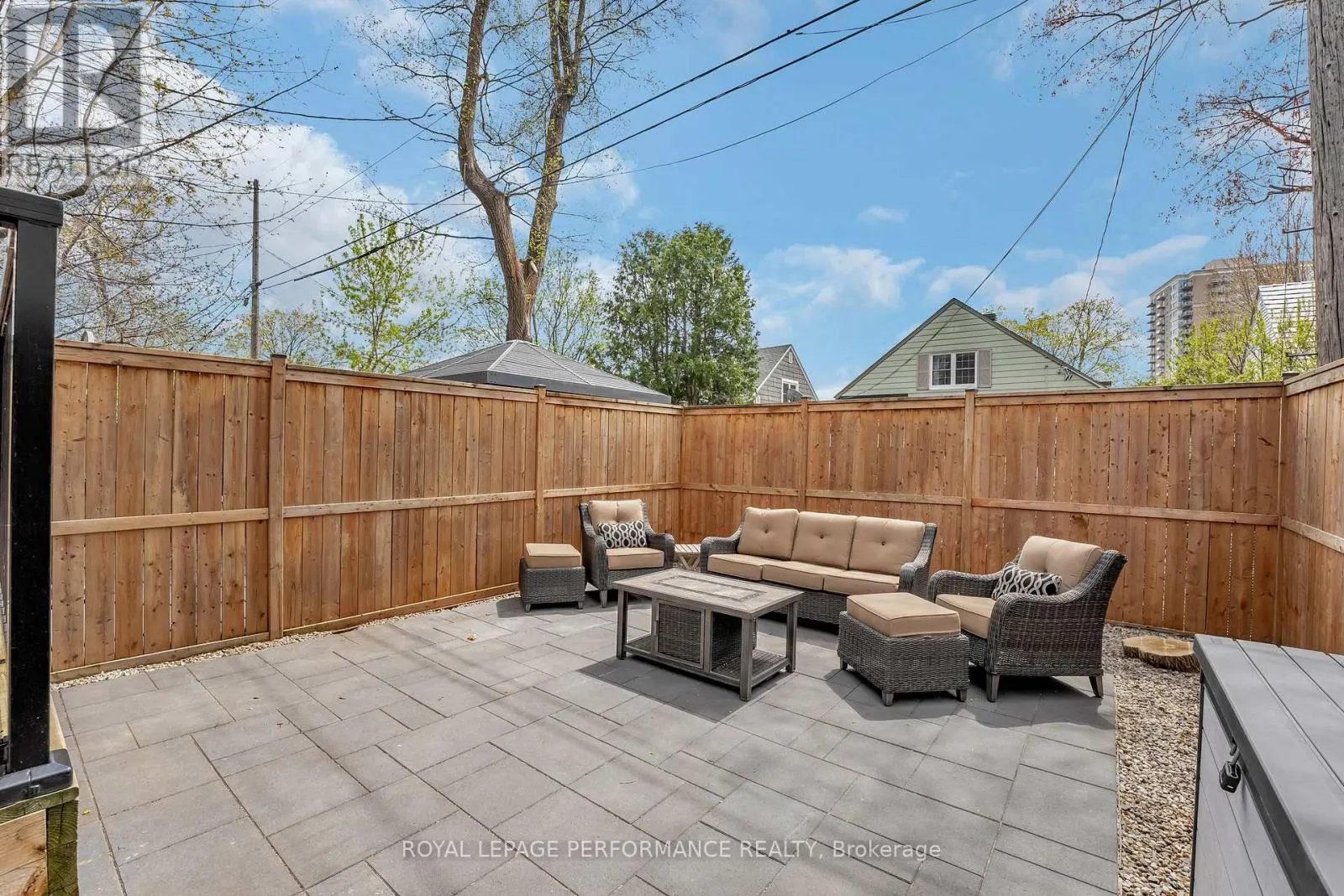 80 DAGMAR AVENUE