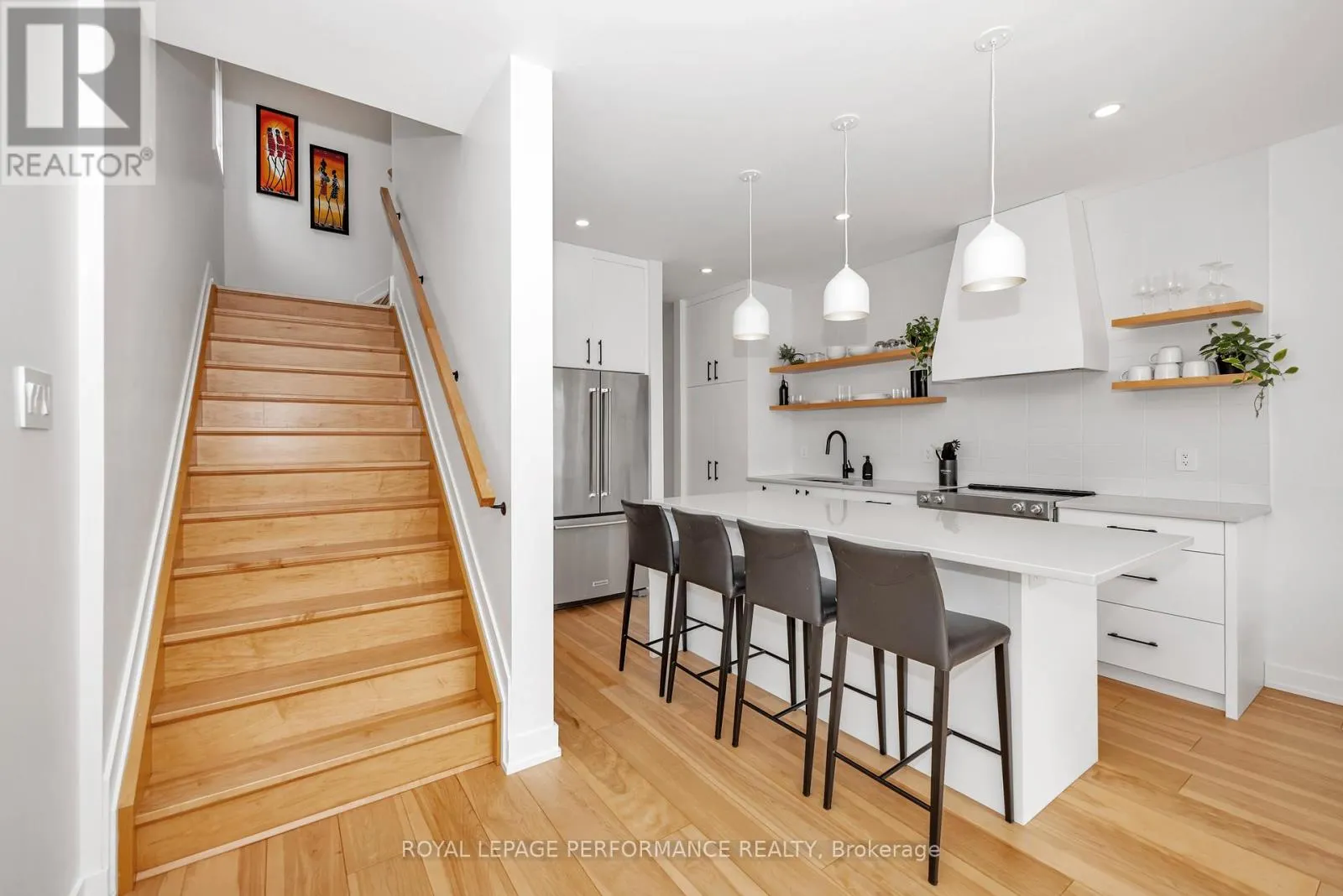 80 DAGMAR AVENUE
