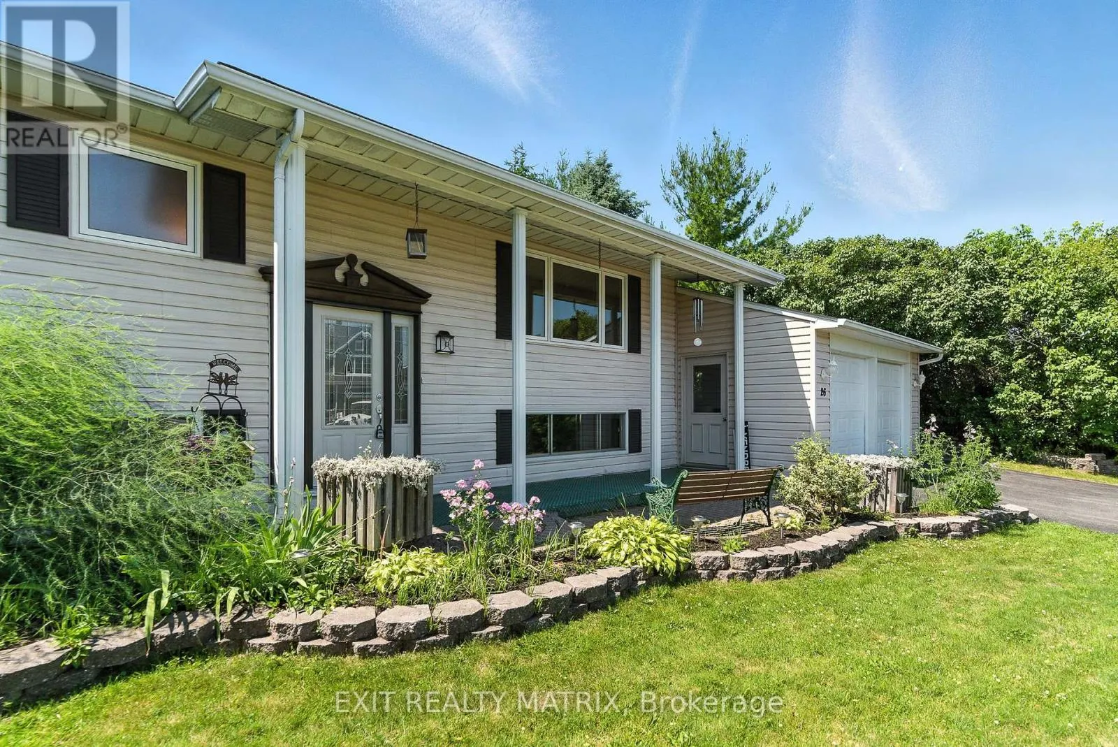 26 FARMERS AVENUE