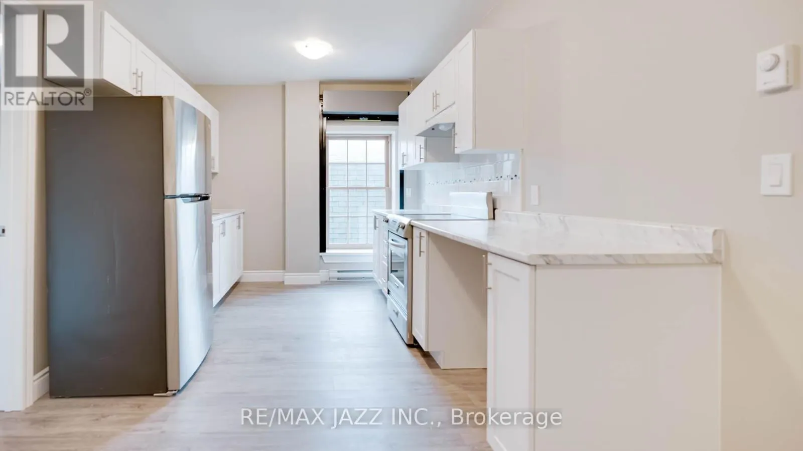 144 KING STREET W