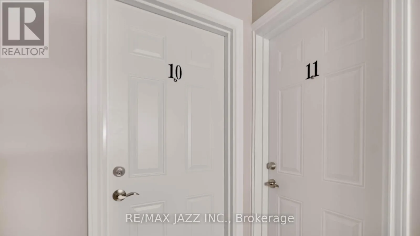 144 KING STREET W